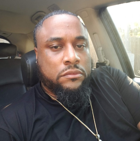 Meet your Posher, Bernard - Picture 1 of 1